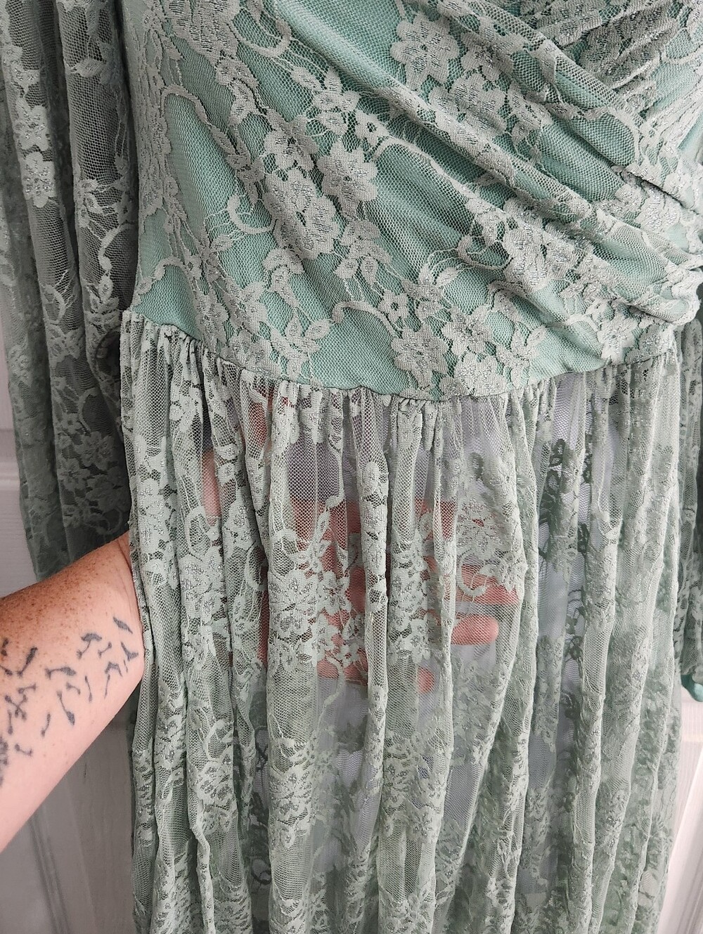 Green lace phototshoot maxi maternity dress small ethereal romance greek goddess - Picture 4 of 16